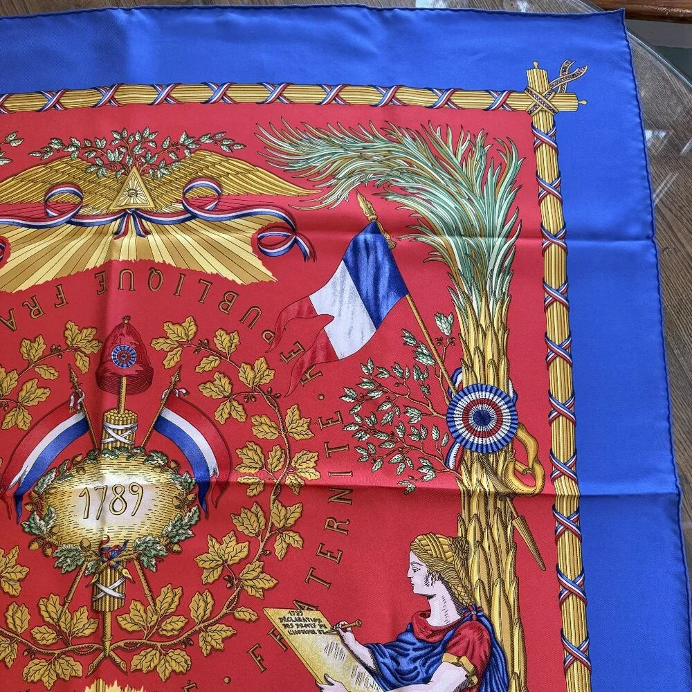 HERMES Vintage Republique Francaise Red Blue 90 cm Silk Square Scarf Box Good - Picture 7 of 16
